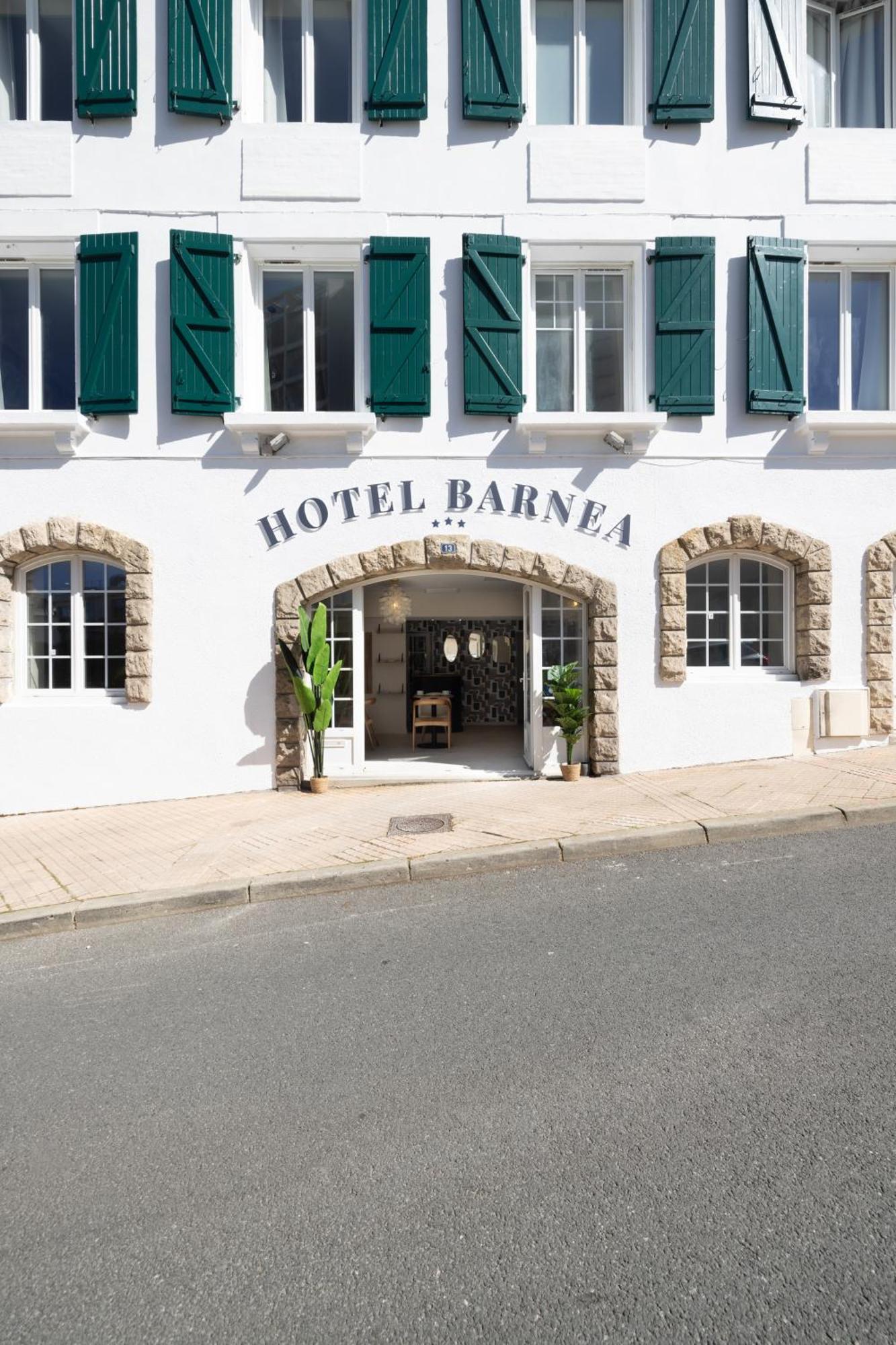 Hotel Barnea Биарриц Экстерьер фото